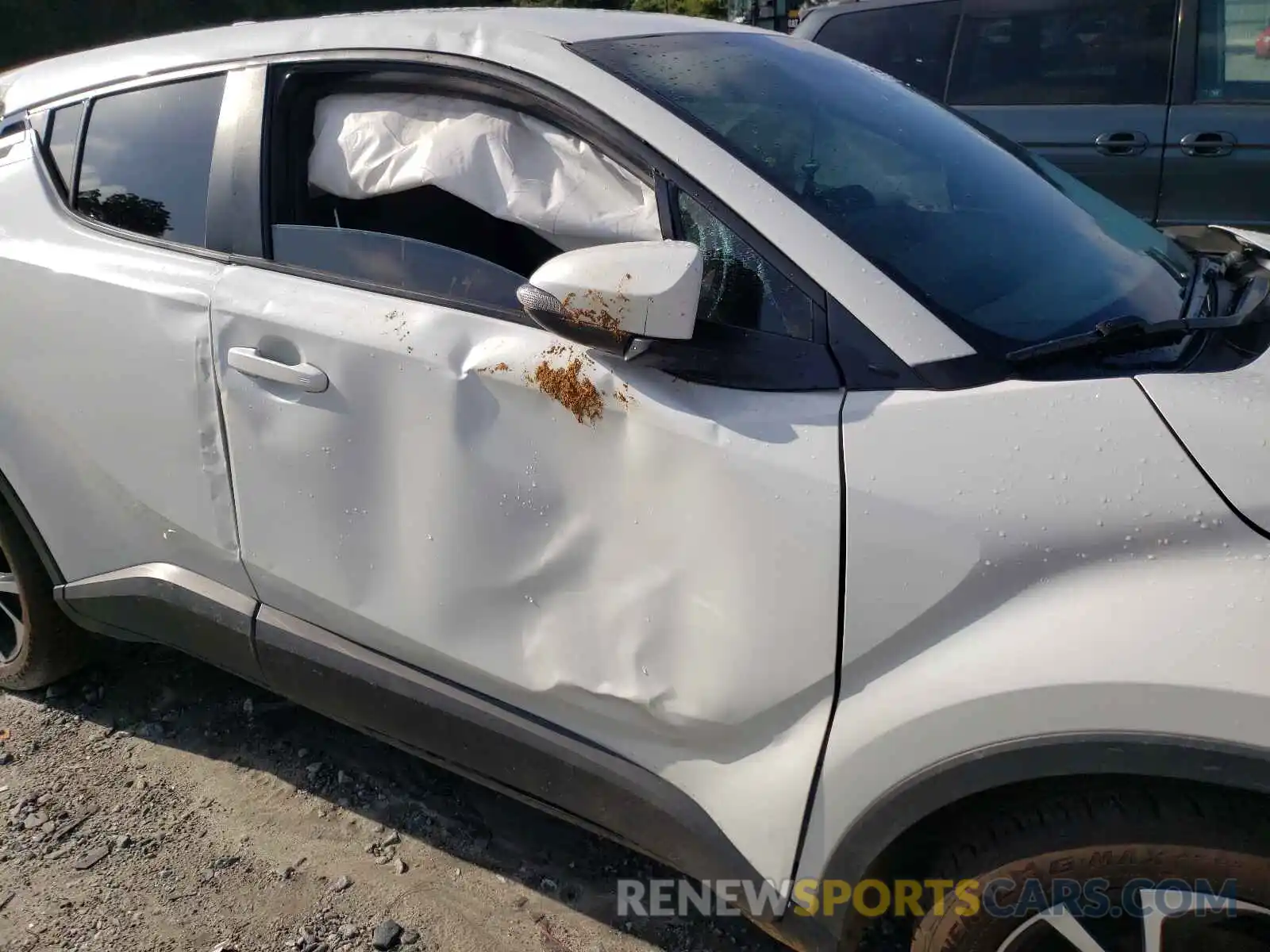 9 Photograph of a damaged car NMTKHMBX1KR070074 TOYOTA C-HR 2019