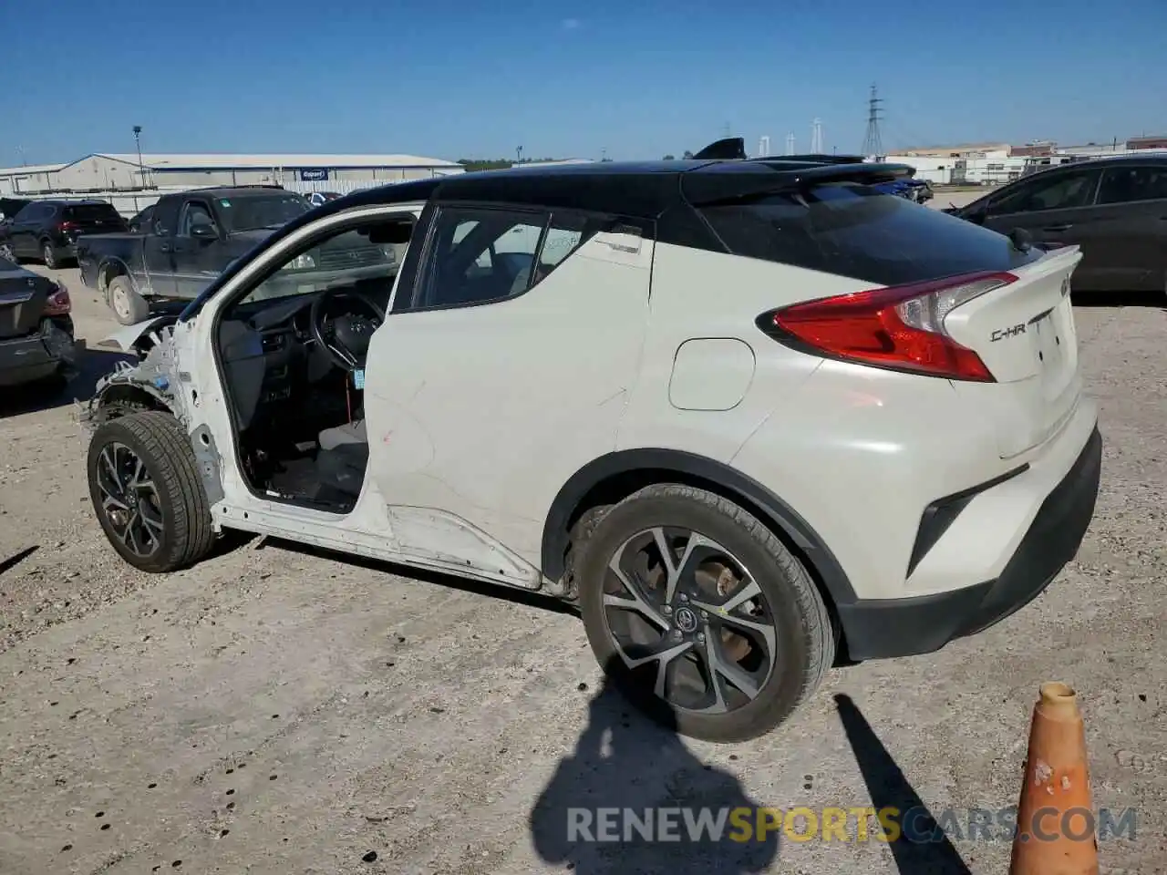 2 Photograph of a damaged car NMTKHMBX1KR073413 TOYOTA C-HR 2019