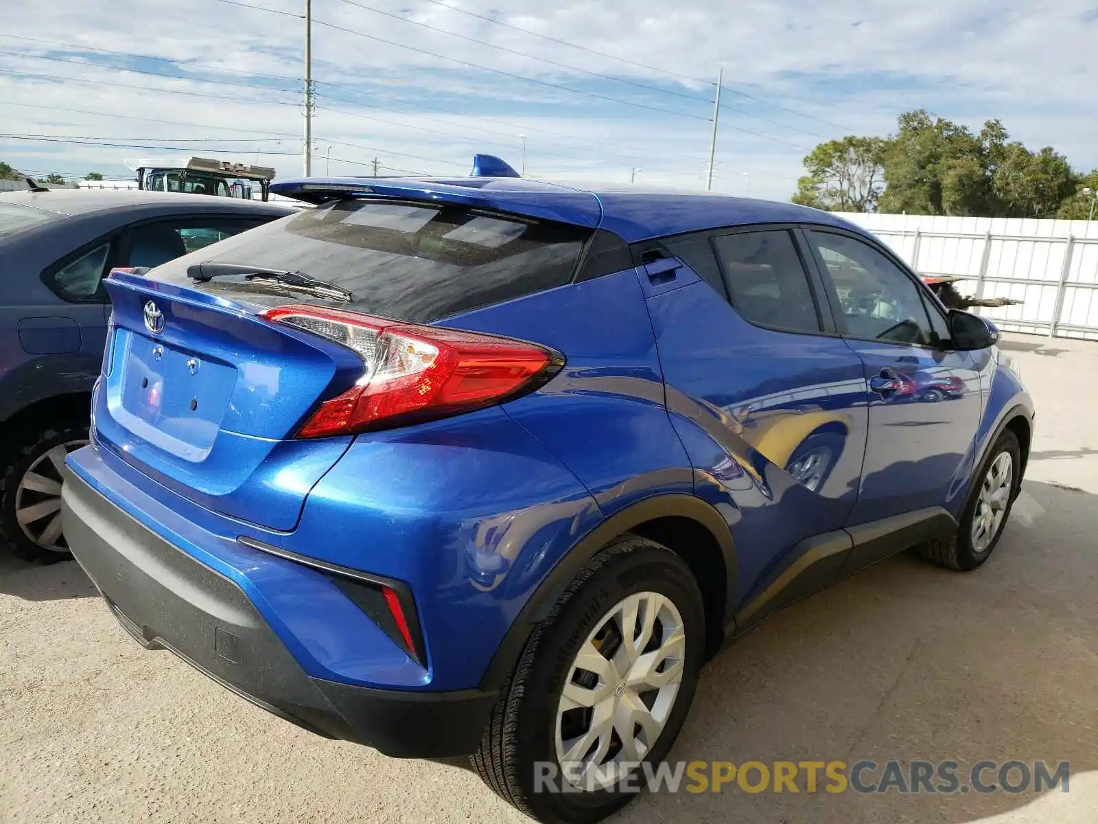 4 Photograph of a damaged car NMTKHMBX1KR075842 TOYOTA C-HR 2019