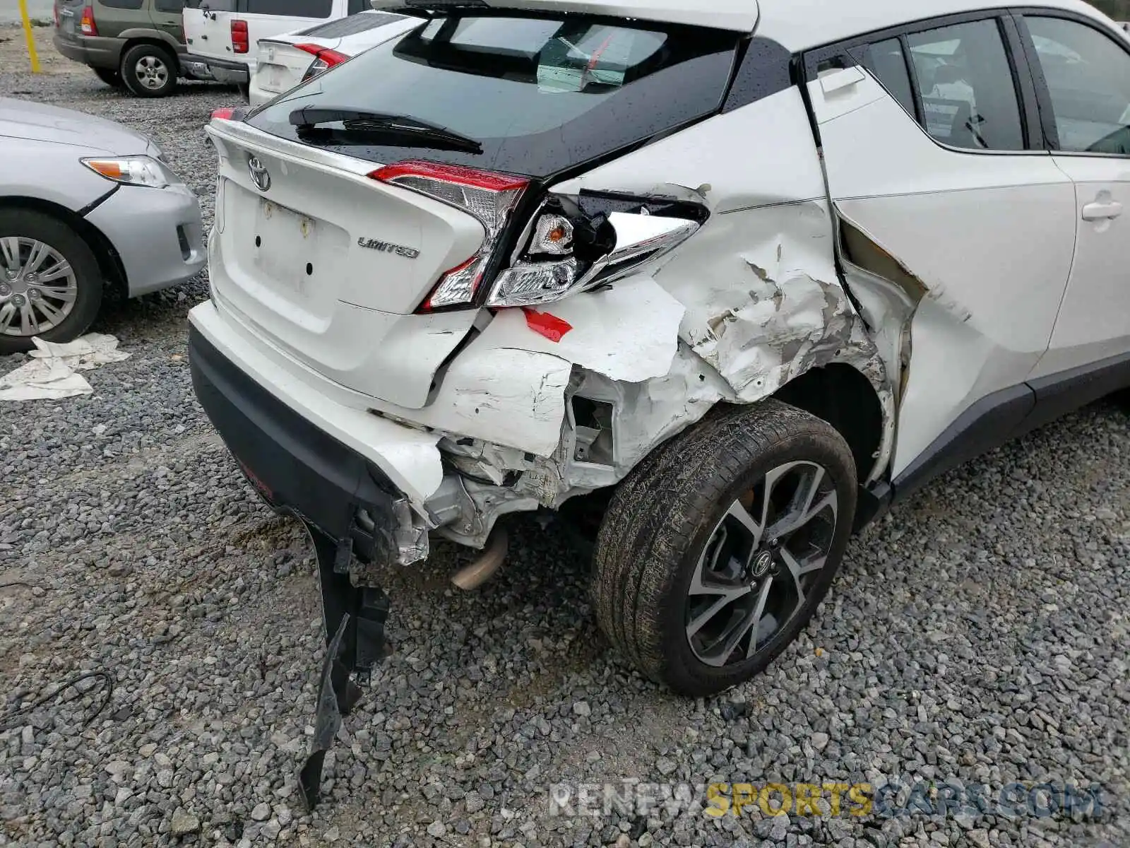 9 Photograph of a damaged car NMTKHMBX1KR076294 TOYOTA C-HR 2019