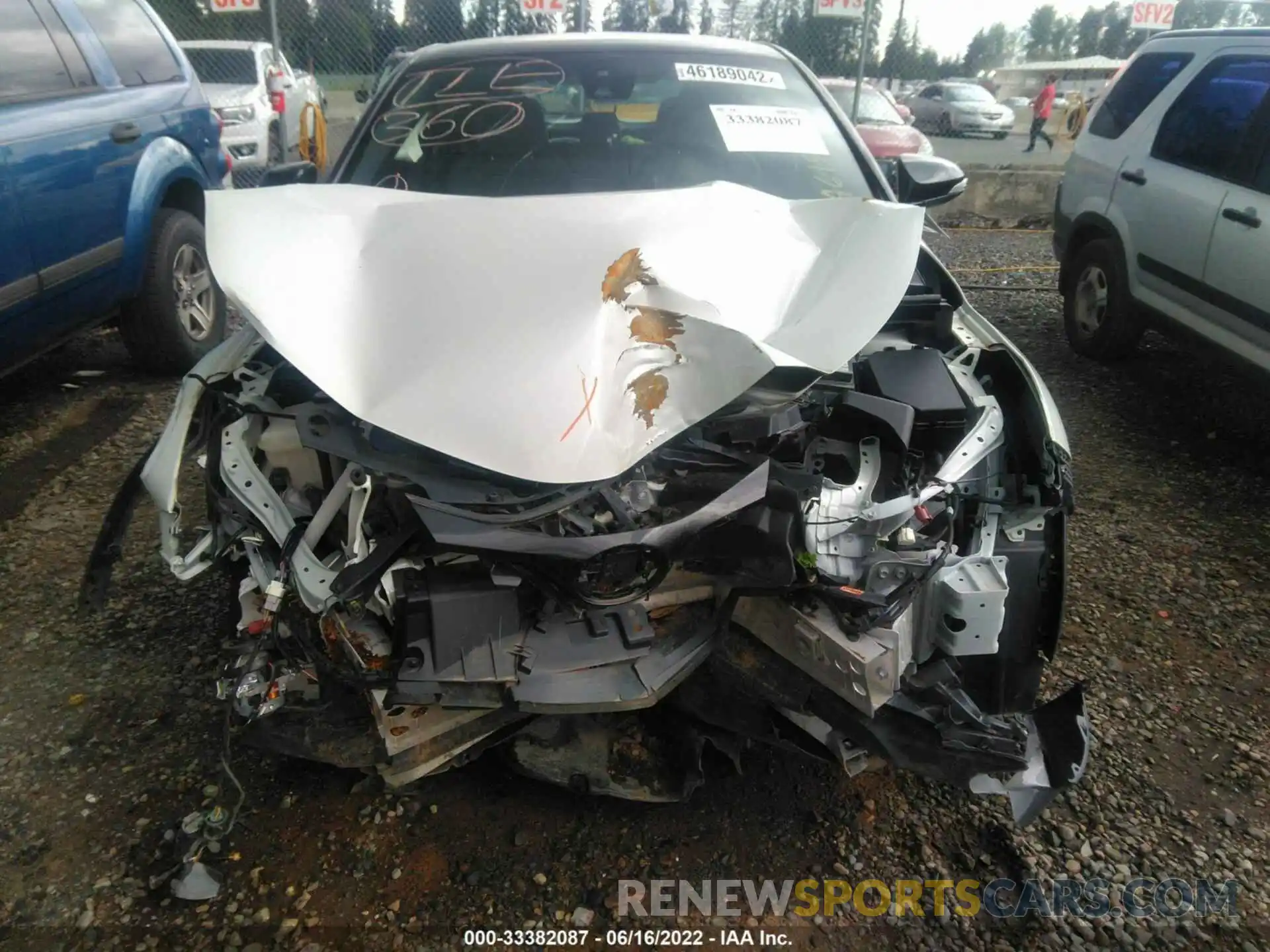 6 Photograph of a damaged car NMTKHMBX1KR077509 TOYOTA C-HR 2019