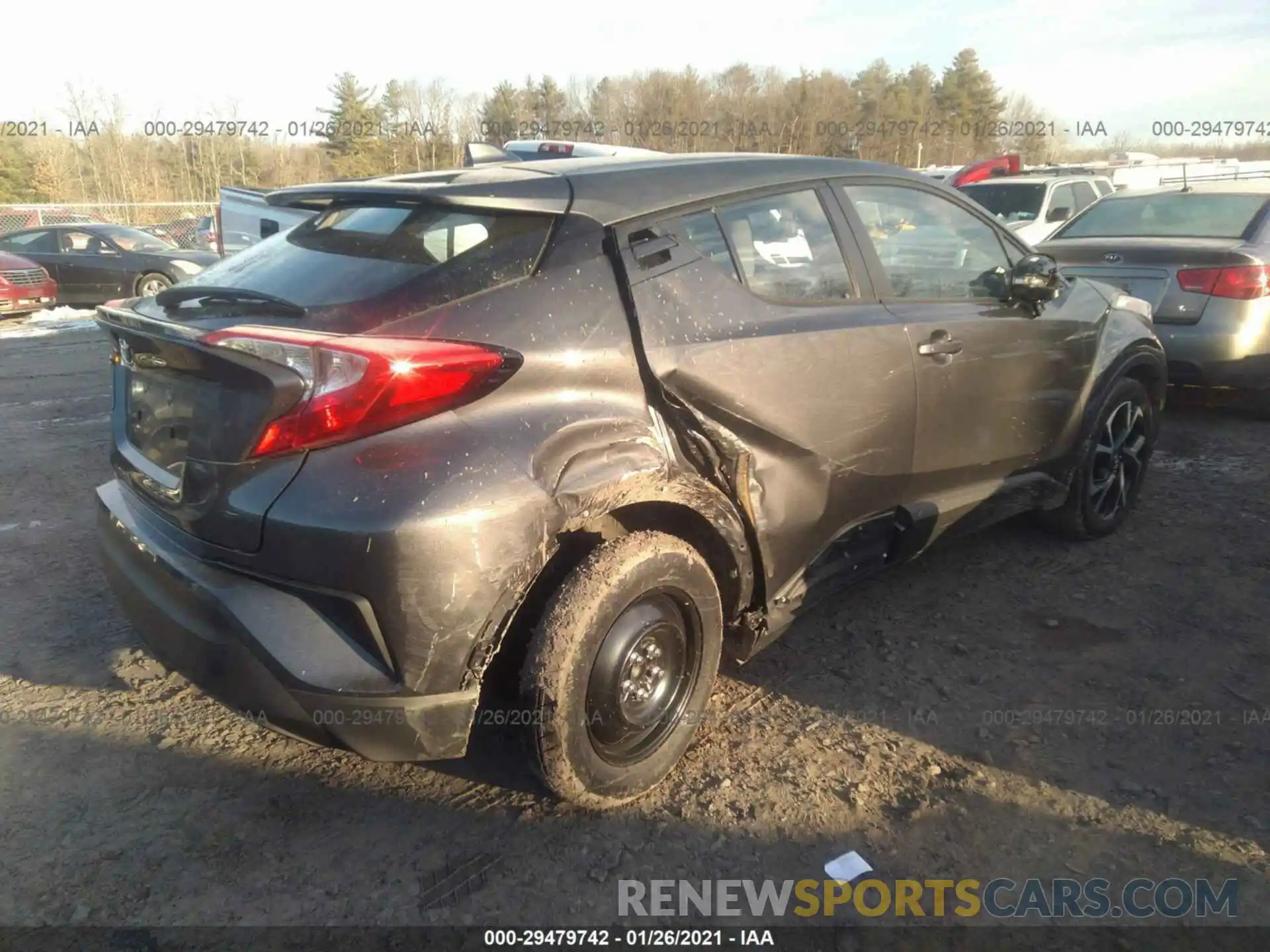 4 Фотография поврежденного автомобиля NMTKHMBX1KR080250 TOYOTA C-HR 2019