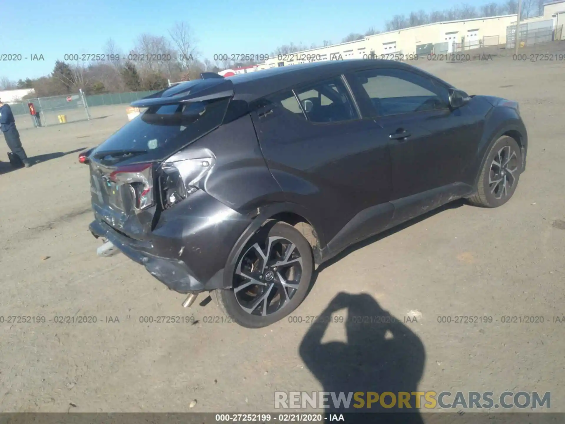 4 Фотография поврежденного автомобиля NMTKHMBX1KR081852 TOYOTA C-HR 2019