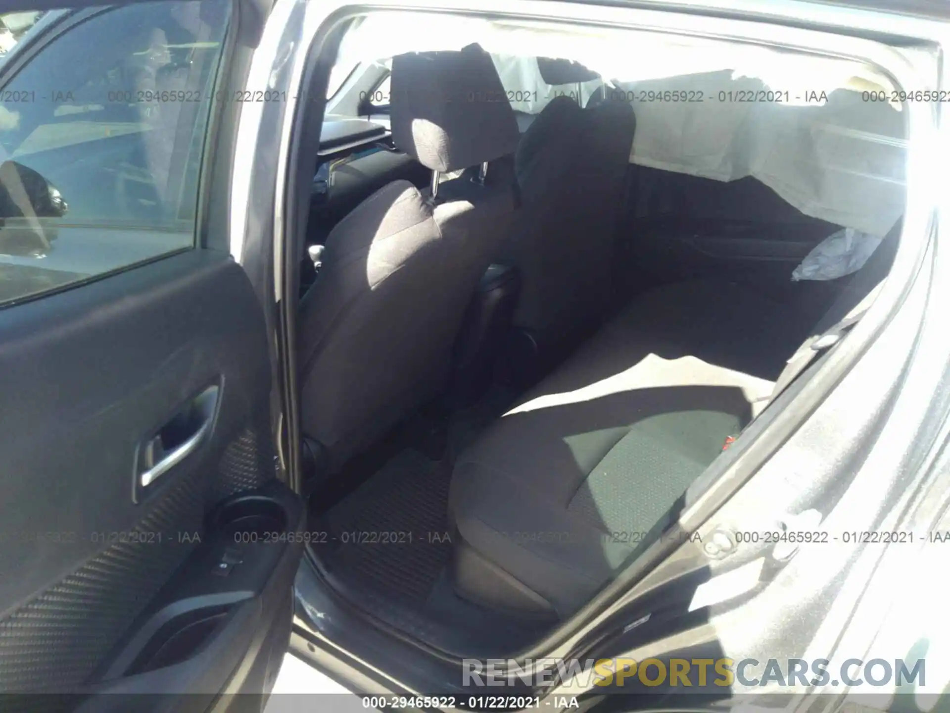 8 Photograph of a damaged car NMTKHMBX1KR082127 TOYOTA C-HR 2019