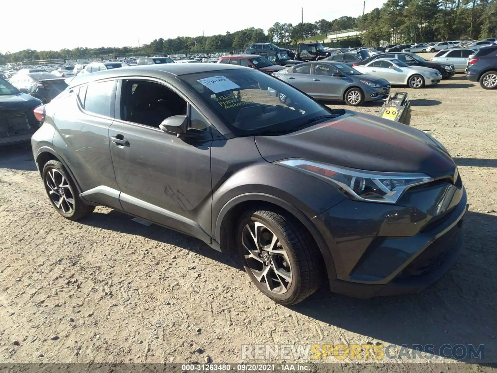 1 Фотография поврежденного автомобиля NMTKHMBX1KR085786 TOYOTA C-HR 2019