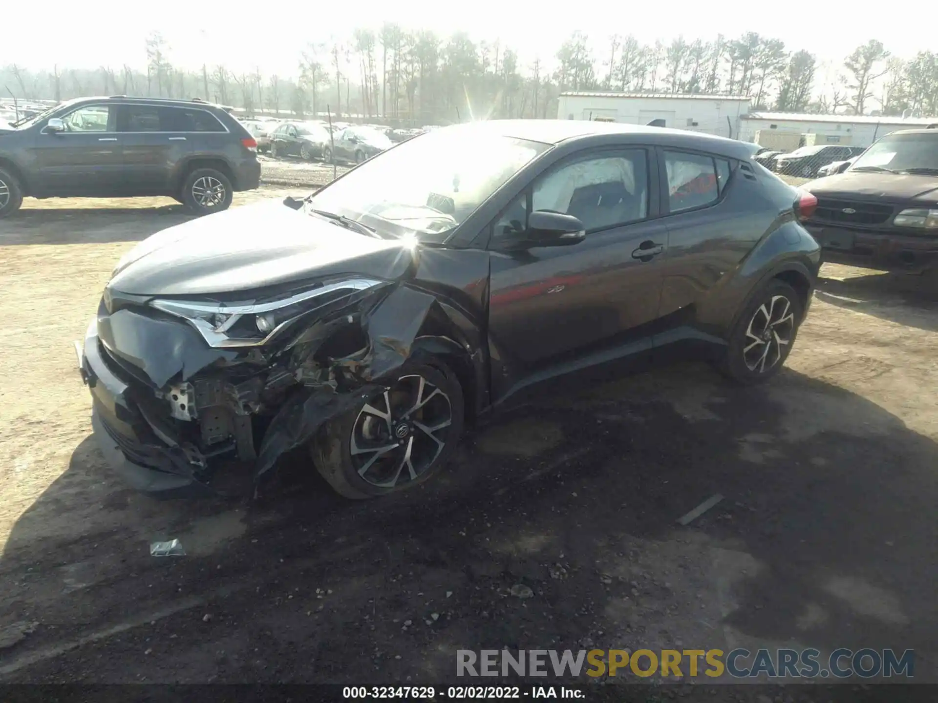 2 Фотография поврежденного автомобиля NMTKHMBX1KR086758 TOYOTA C-HR 2019