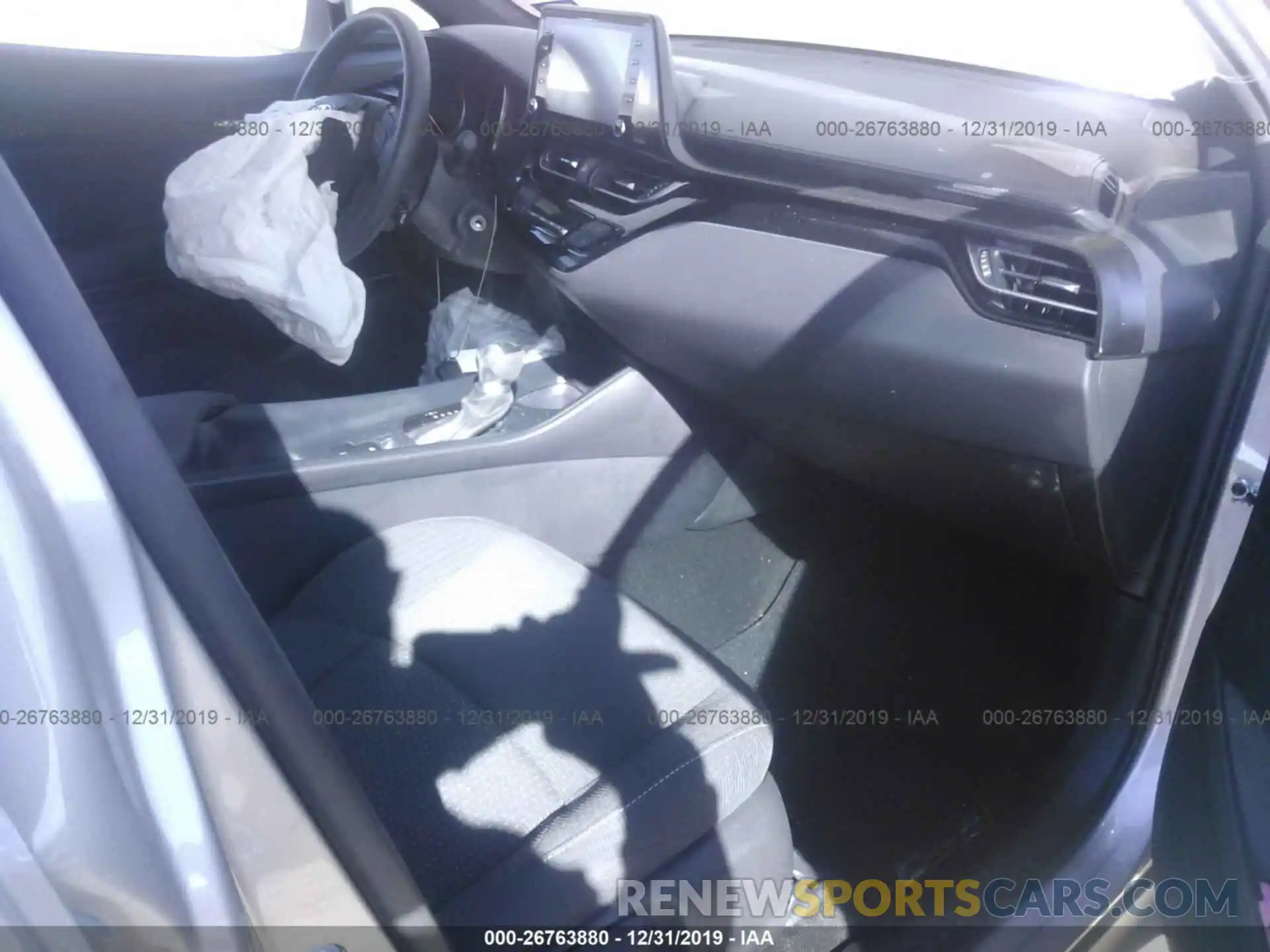 5 Photograph of a damaged car NMTKHMBX1KR087232 TOYOTA C-HR 2019