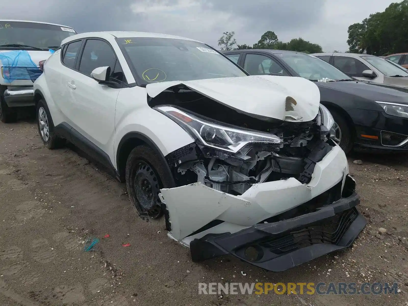 1 Photograph of a damaged car NMTKHMBX1KR087411 TOYOTA C-HR 2019