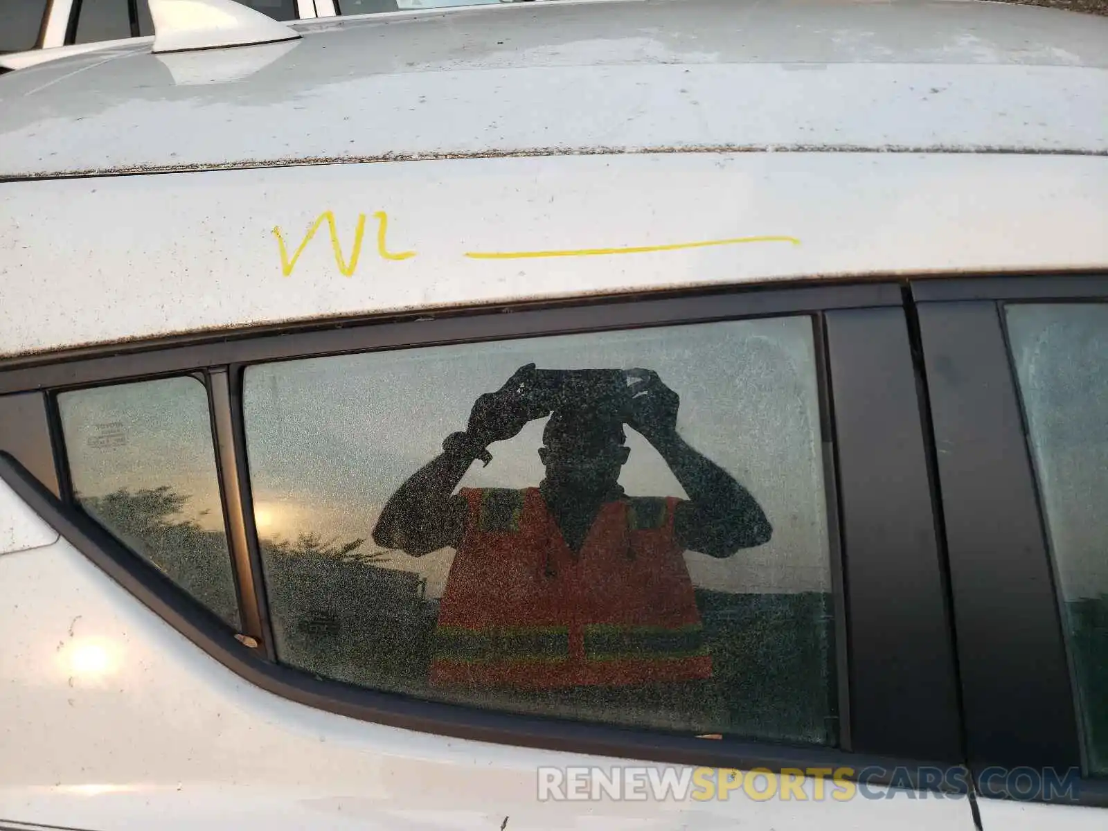 9 Photograph of a damaged car NMTKHMBX1KR092561 TOYOTA C-HR 2019