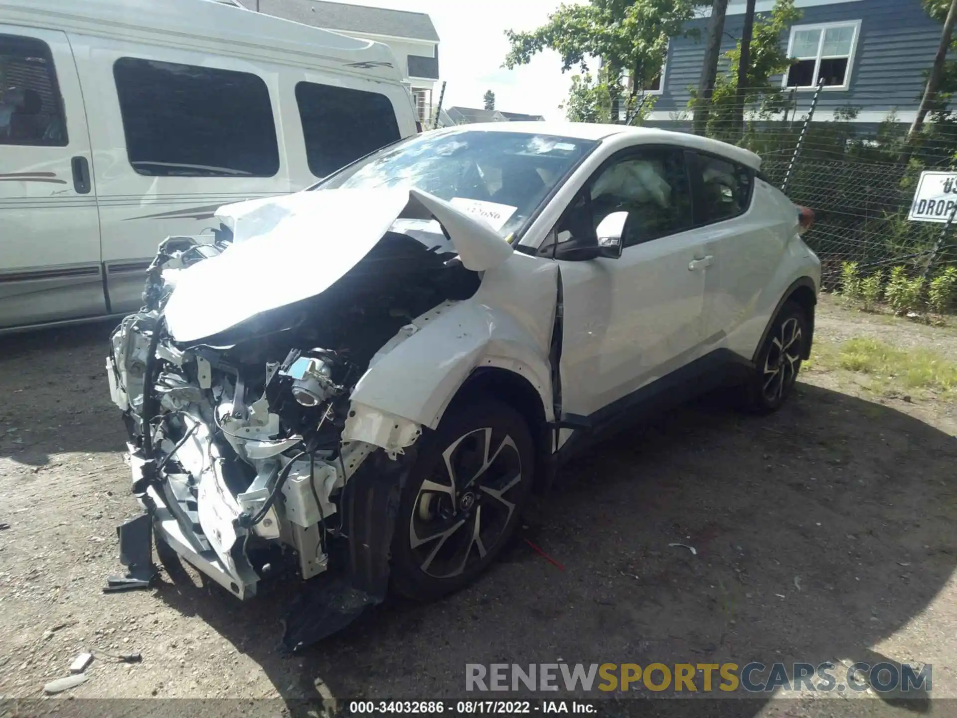 2 Photograph of a damaged car NMTKHMBX1KR092723 TOYOTA C-HR 2019