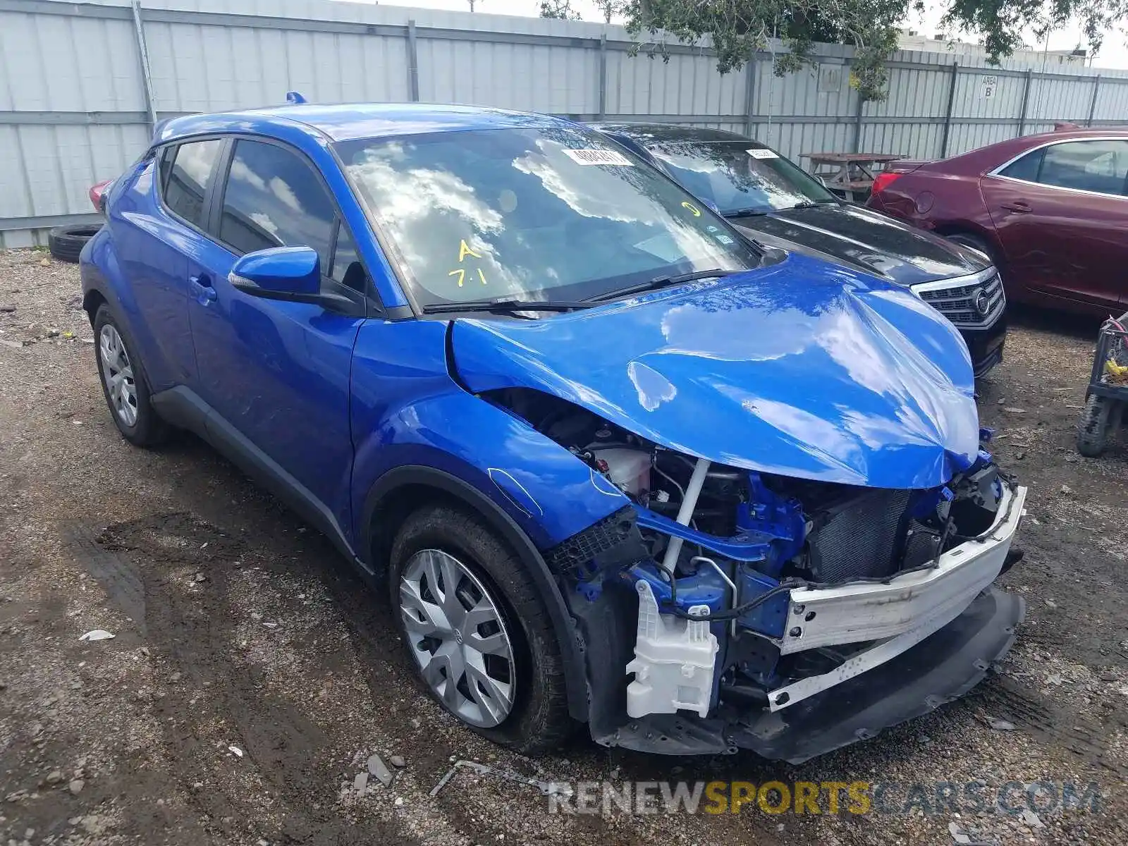 1 Photograph of a damaged car NMTKHMBX1KR098070 TOYOTA C-HR 2019