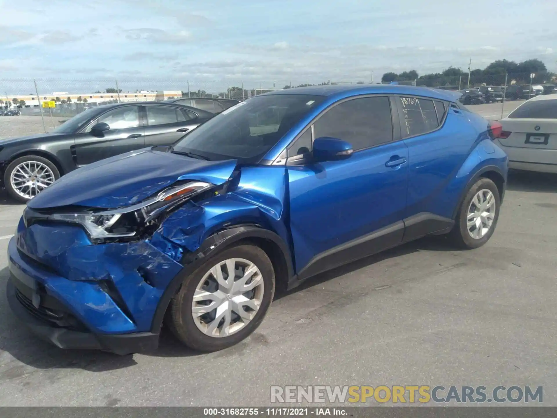 2 Photograph of a damaged car NMTKHMBX1KR099705 TOYOTA C-HR 2019