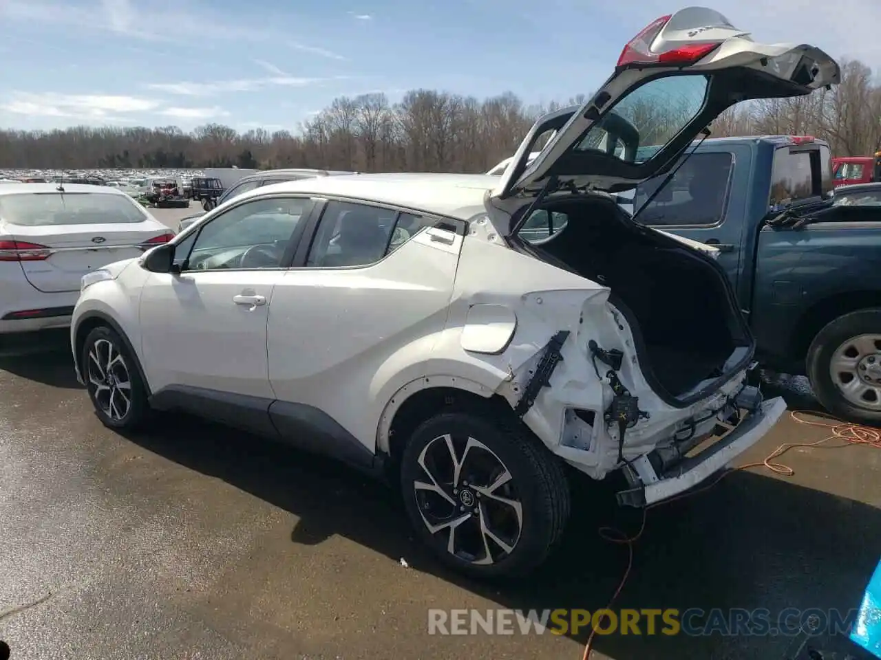 3 Photograph of a damaged car NMTKHMBX1KR099767 TOYOTA C-HR 2019