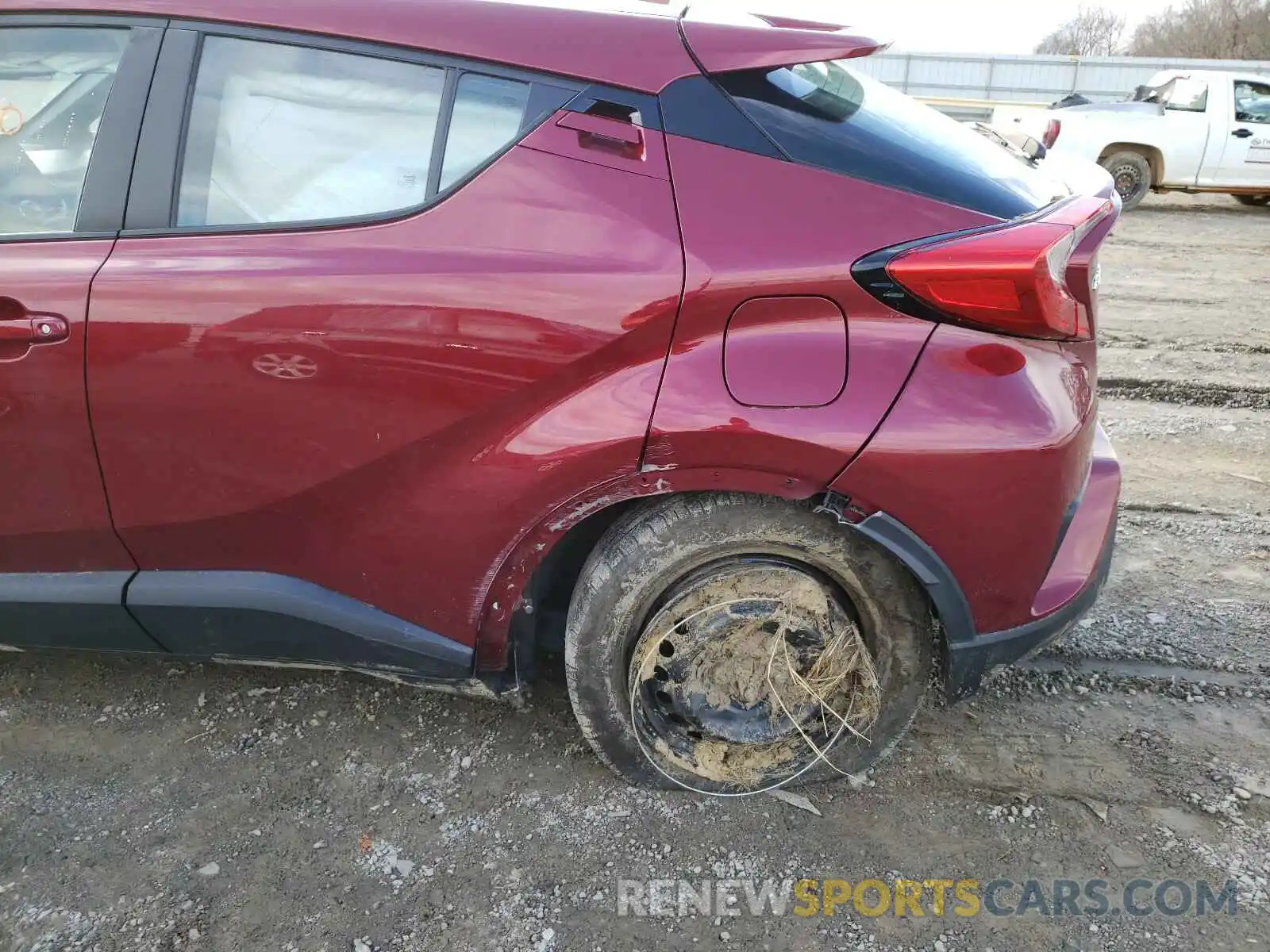 9 Photograph of a damaged car NMTKHMBX2KR080483 TOYOTA C-HR 2019