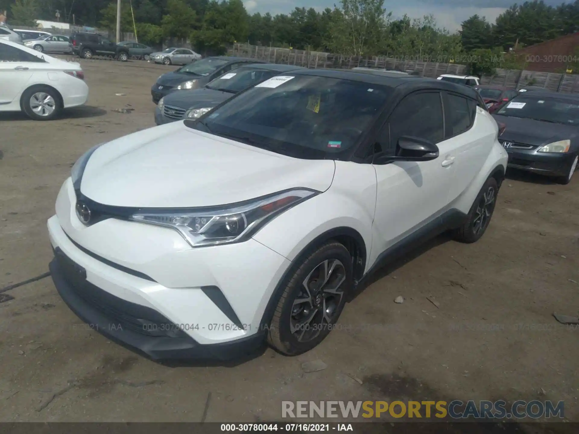 2 Фотография поврежденного автомобиля NMTKHMBX2KR081438 TOYOTA C-HR 2019