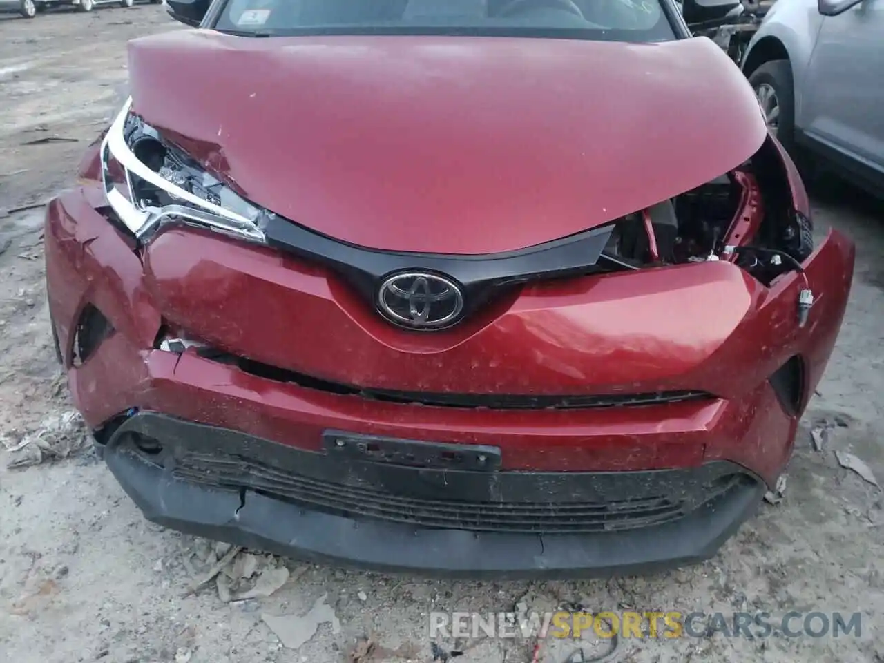 9 Photograph of a damaged car NMTKHMBX2KR081617 TOYOTA C-HR 2019