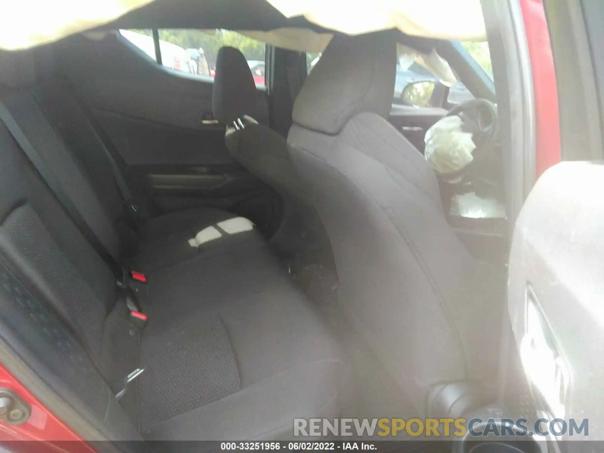 8 Photograph of a damaged car NMTKHMBX2KR082508 TOYOTA C-HR 2019