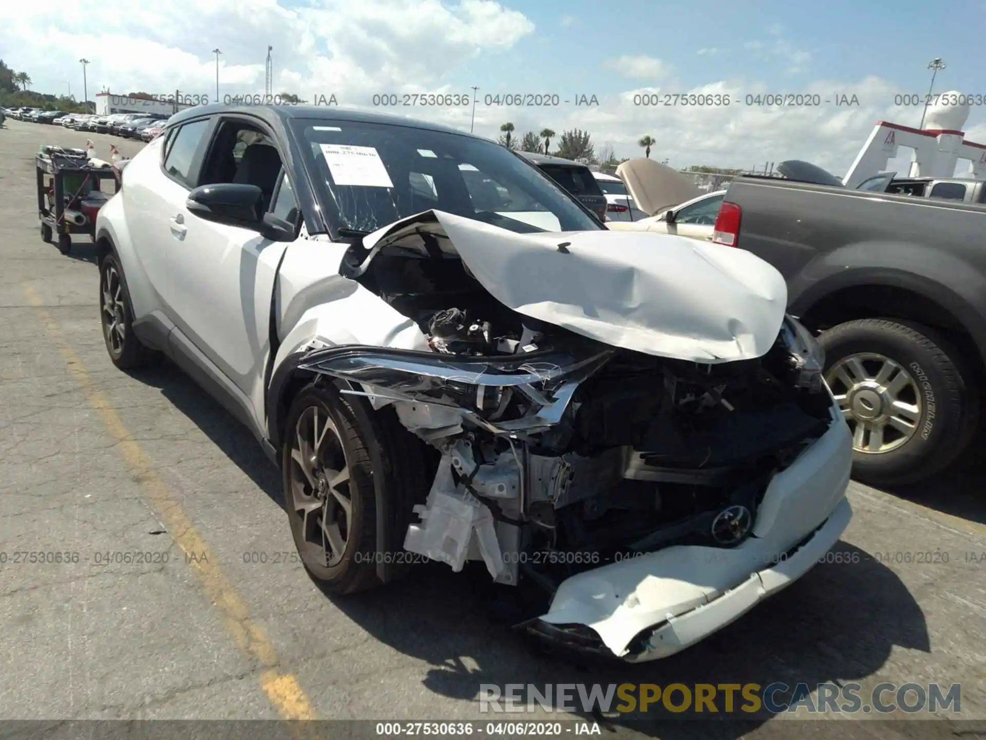 1 Photograph of a damaged car NMTKHMBX2KR084761 TOYOTA C-HR 2019