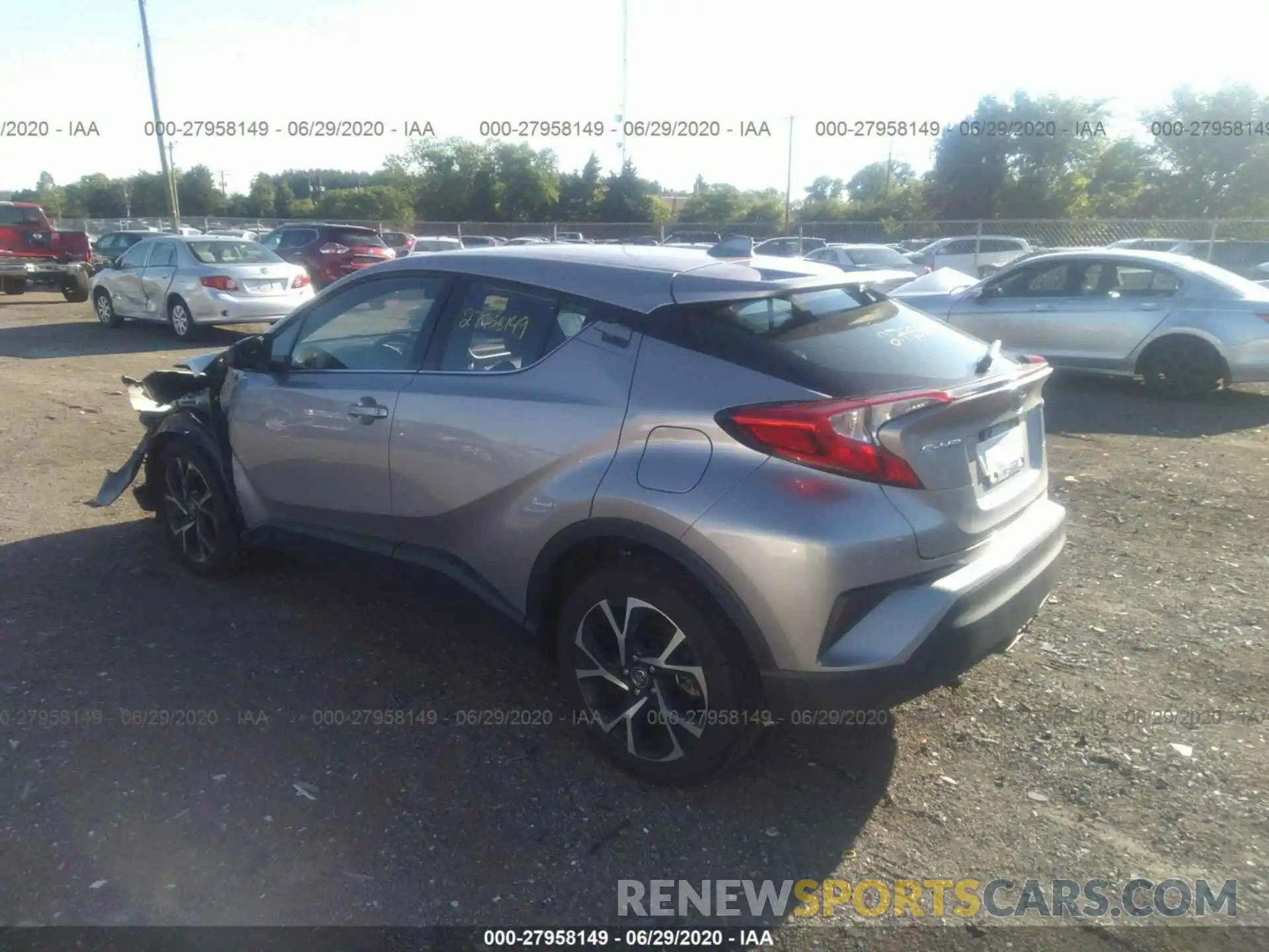 3 Фотография поврежденного автомобиля NMTKHMBX2KR086834 TOYOTA C-HR 2019