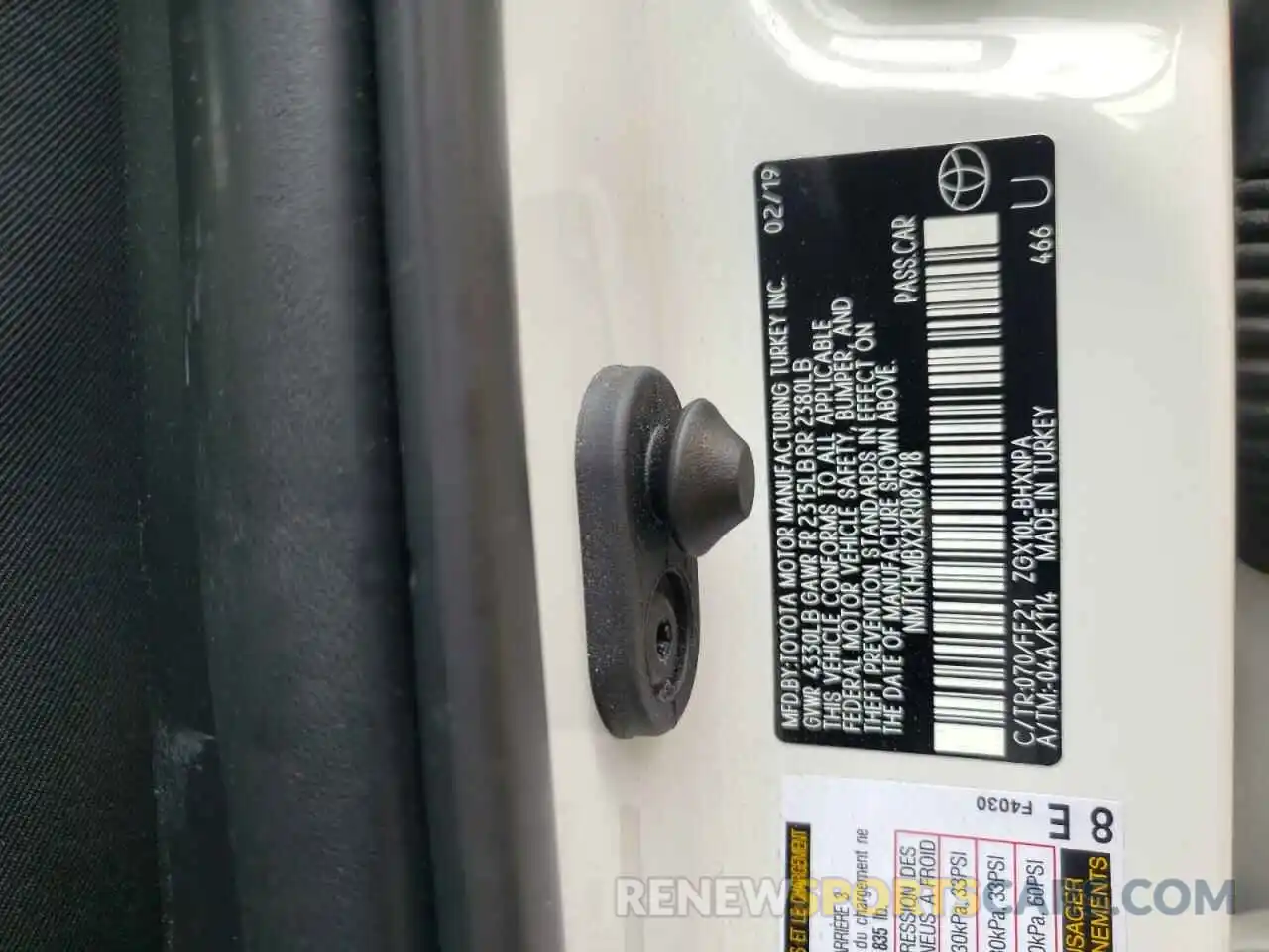 10 Photograph of a damaged car NMTKHMBX2KR087918 TOYOTA C-HR 2019