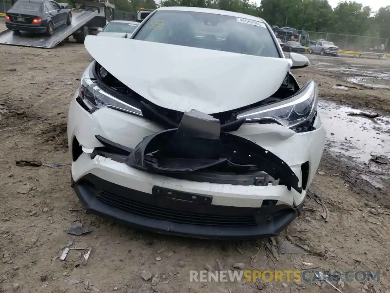 9 Photograph of a damaged car NMTKHMBX2KR087918 TOYOTA C-HR 2019