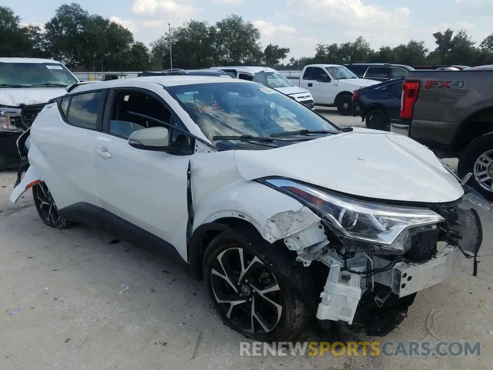 1 Photograph of a damaged car NMTKHMBX2KR090463 TOYOTA C-HR 2019