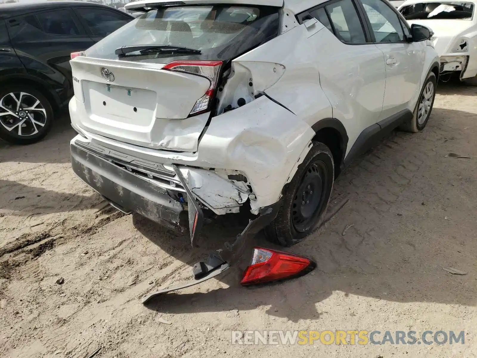 9 Photograph of a damaged car NMTKHMBX2KR093010 TOYOTA C-HR 2019