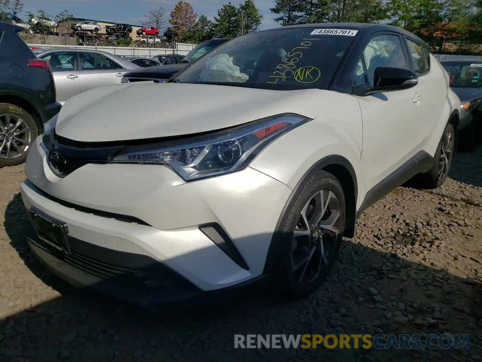 2 Photograph of a damaged car NMTKHMBX2KR095761 TOYOTA C-HR 2019