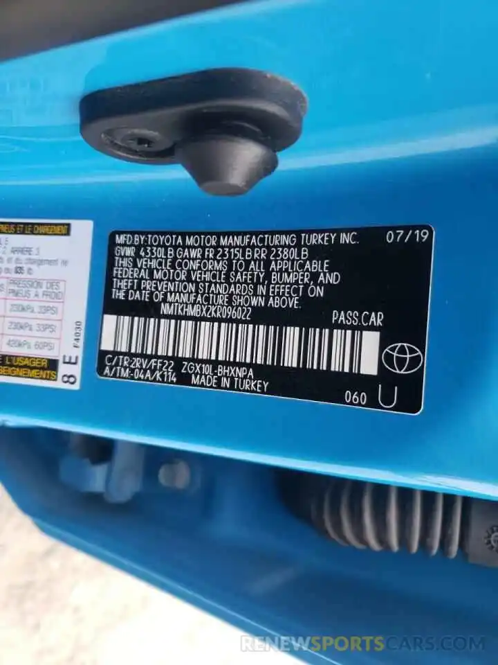 10 Photograph of a damaged car NMTKHMBX2KR096022 TOYOTA C-HR 2019