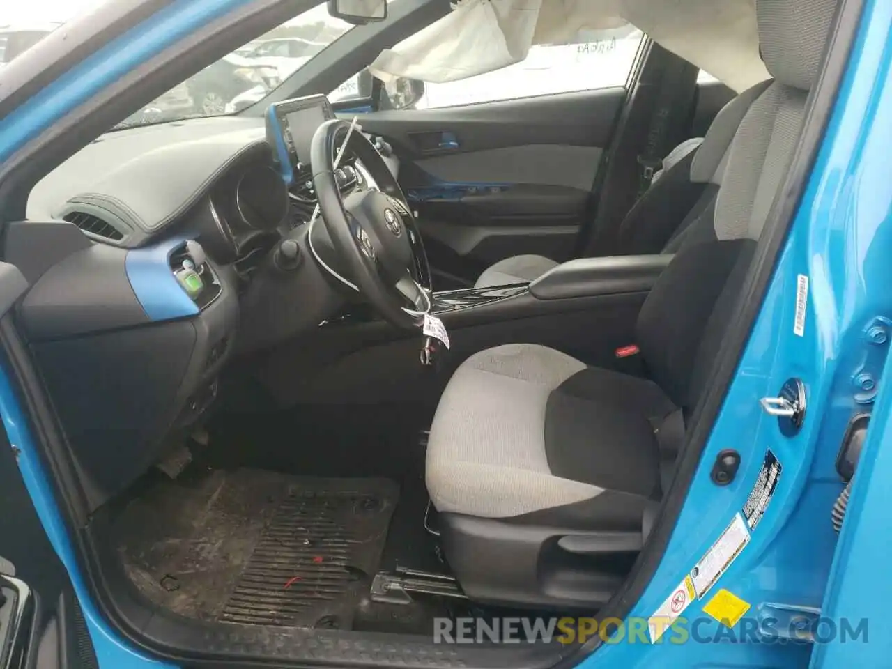 5 Photograph of a damaged car NMTKHMBX2KR096022 TOYOTA C-HR 2019