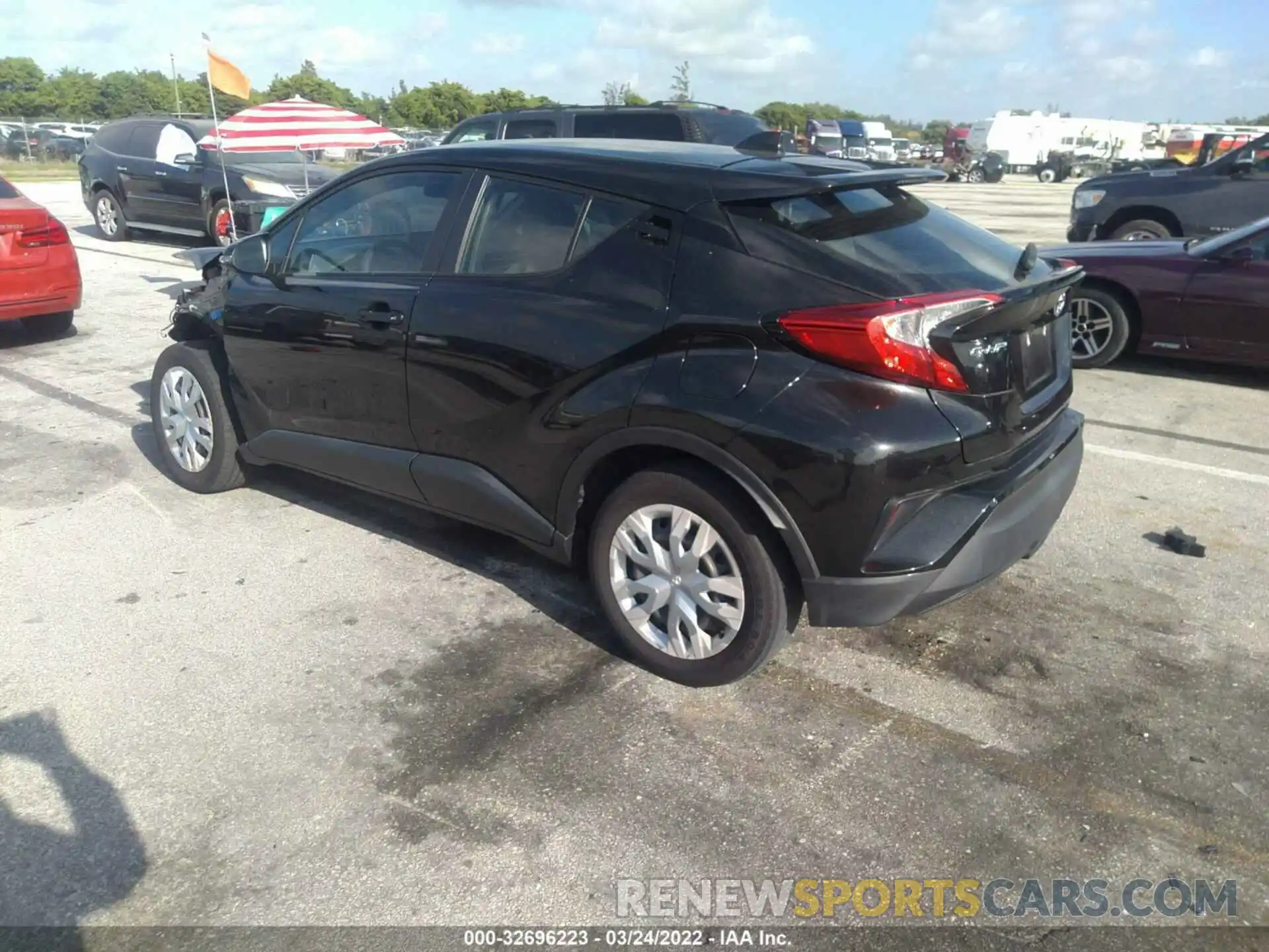 3 Photograph of a damaged car NMTKHMBX2KR096277 TOYOTA C-HR 2019