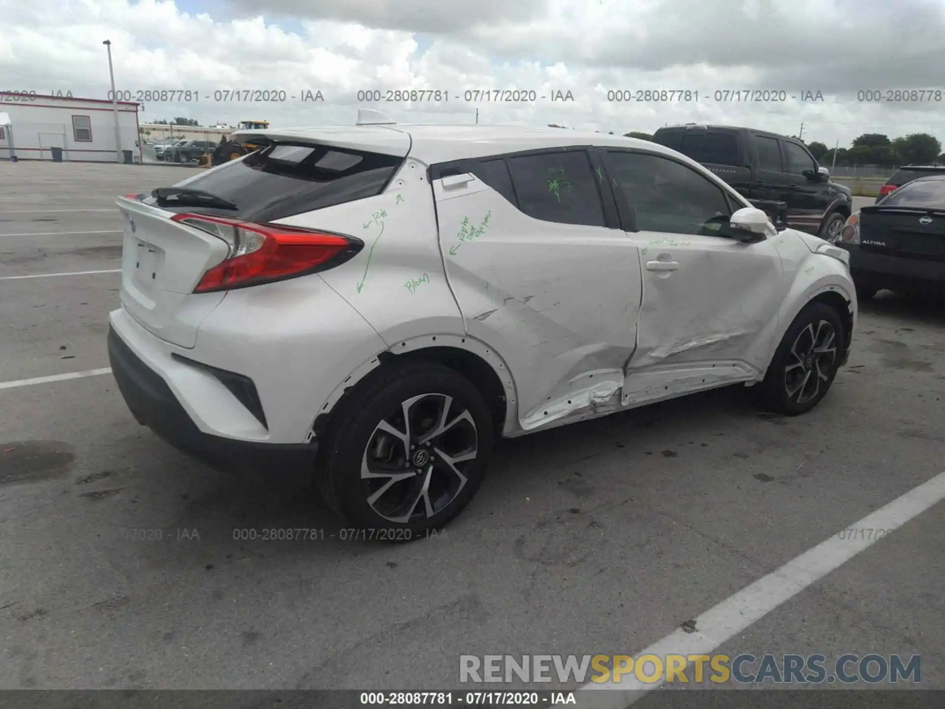 4 Фотография поврежденного автомобиля NMTKHMBX2KR097073 TOYOTA C-HR 2019