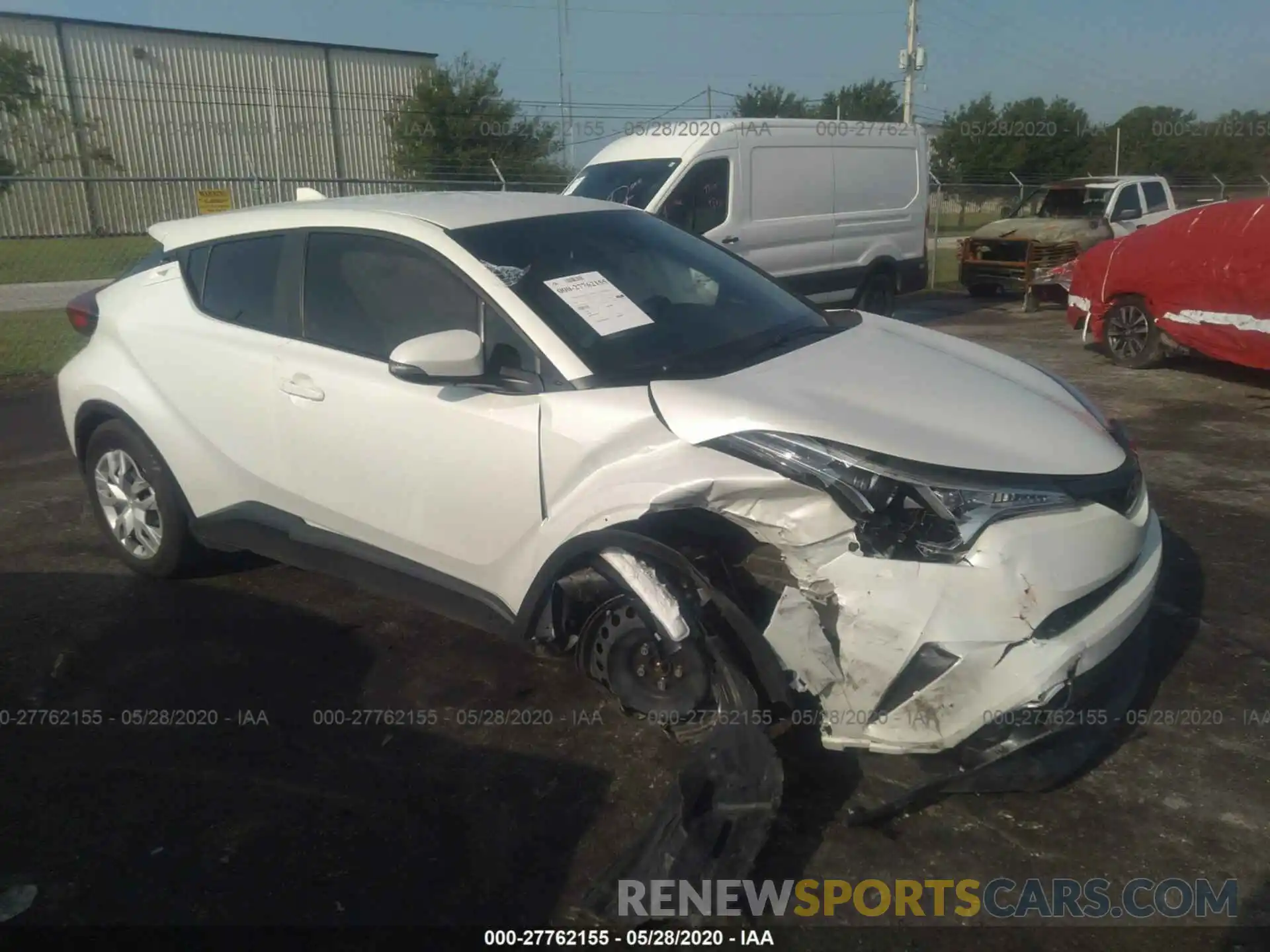 1 Photograph of a damaged car NMTKHMBX2KR097512 TOYOTA C-HR 2019