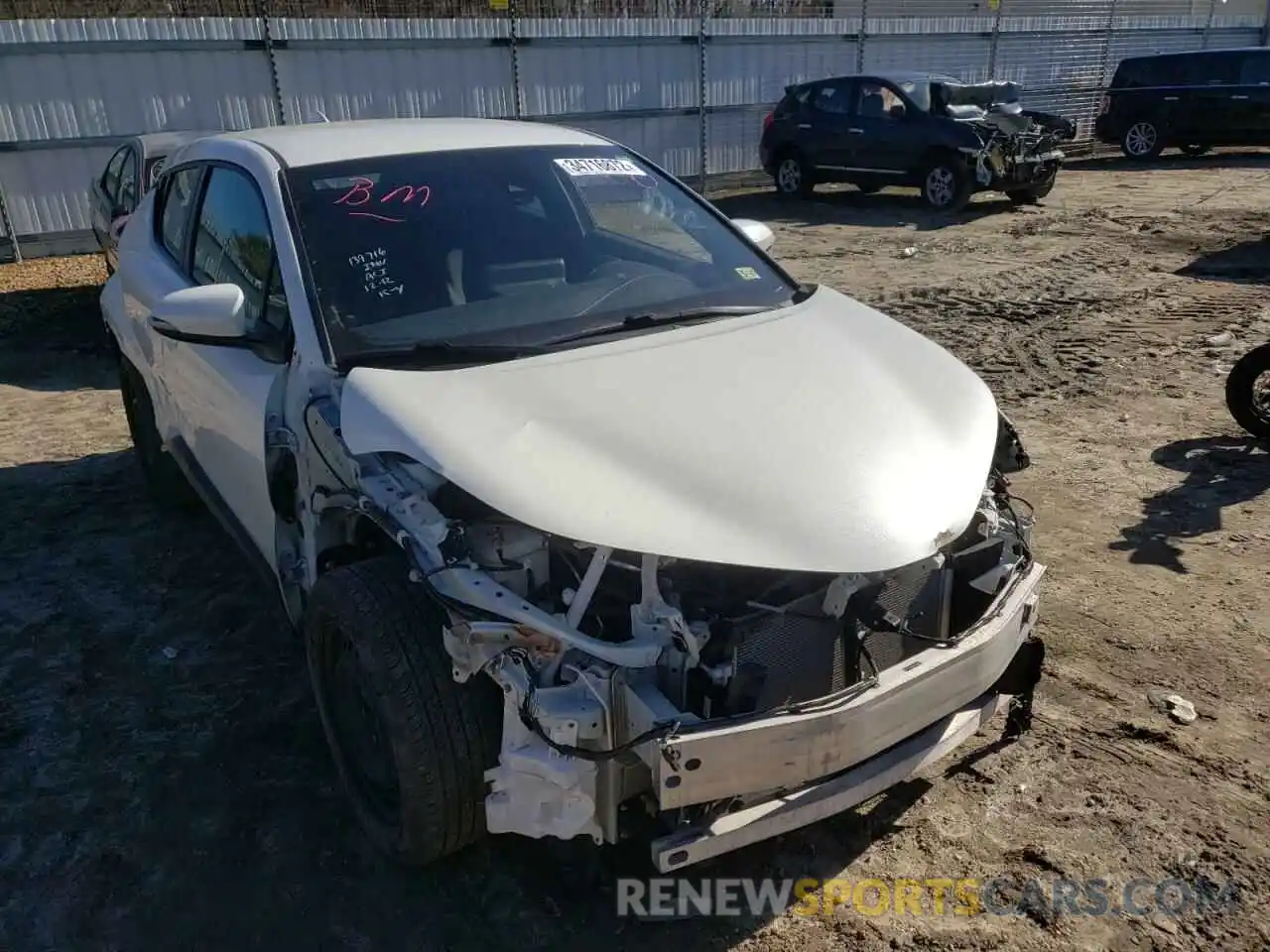 1 Photograph of a damaged car NMTKHMBX2KR098370 TOYOTA C-HR 2019