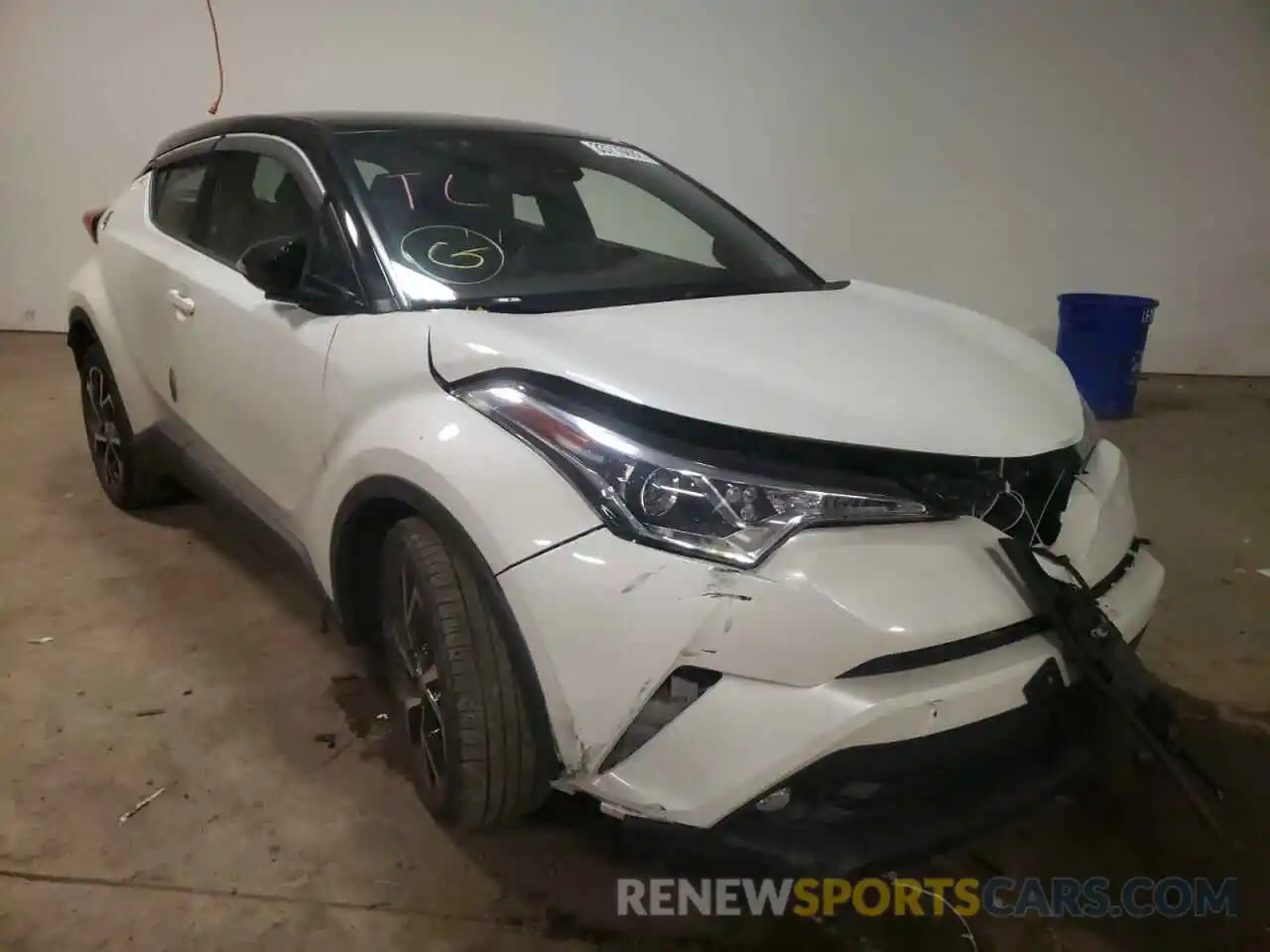 1 Photograph of a damaged car NMTKHMBX3KR072442 TOYOTA C-HR 2019