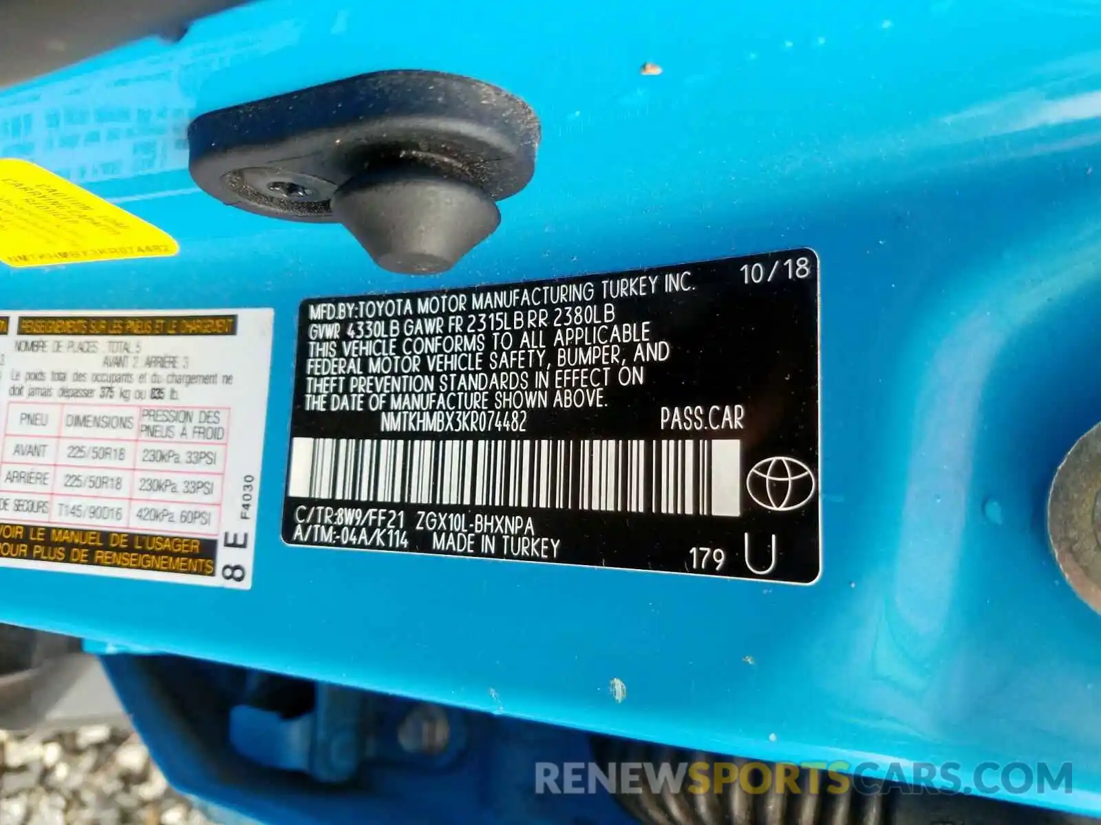 10 Photograph of a damaged car NMTKHMBX3KR074482 TOYOTA C-HR 2019