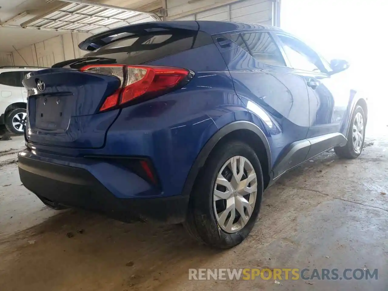 4 Фотография поврежденного автомобиля NMTKHMBX3KR075230 TOYOTA C-HR 2019