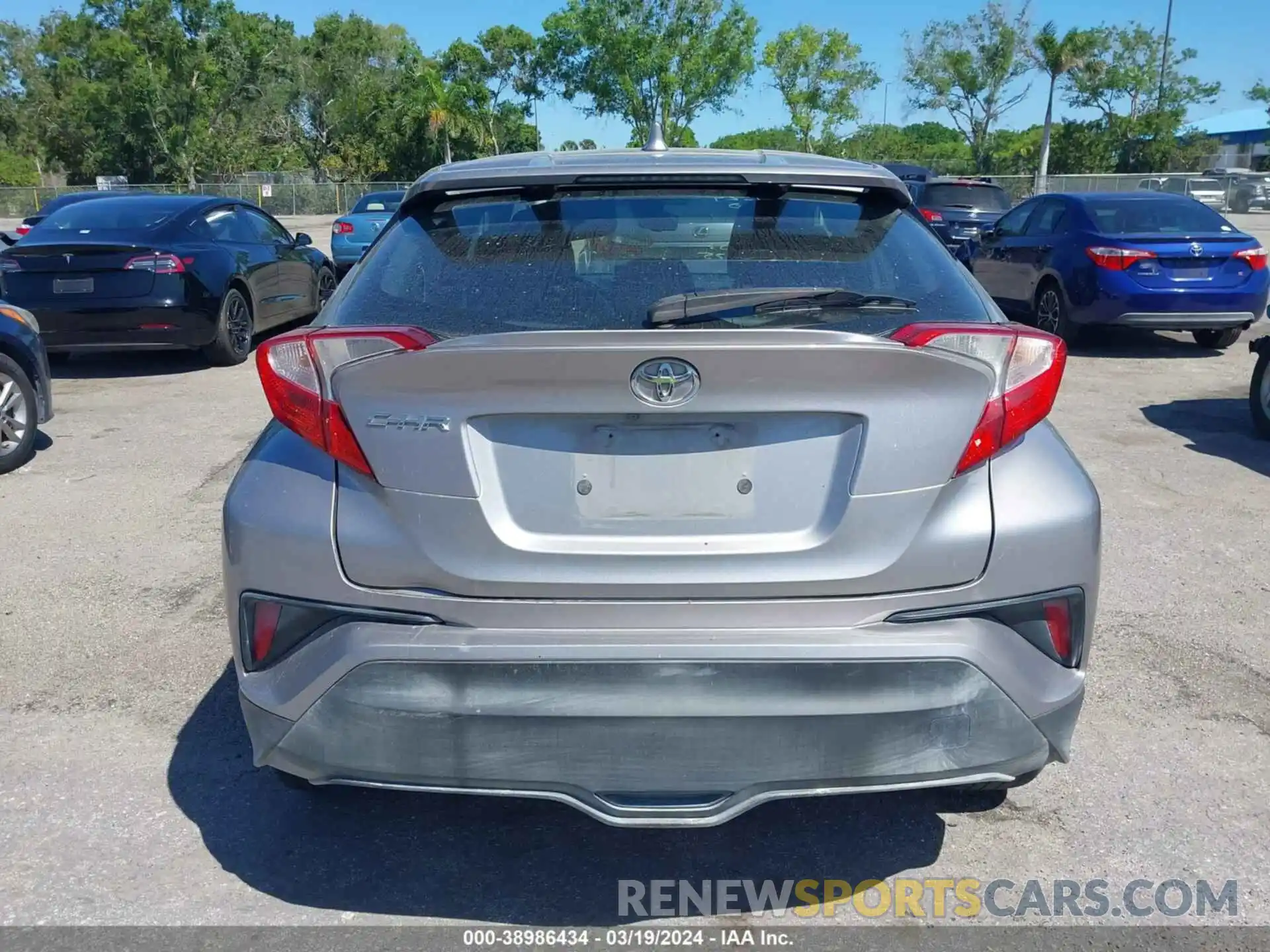 15 Photograph of a damaged car NMTKHMBX3KR078287 TOYOTA C-HR 2019