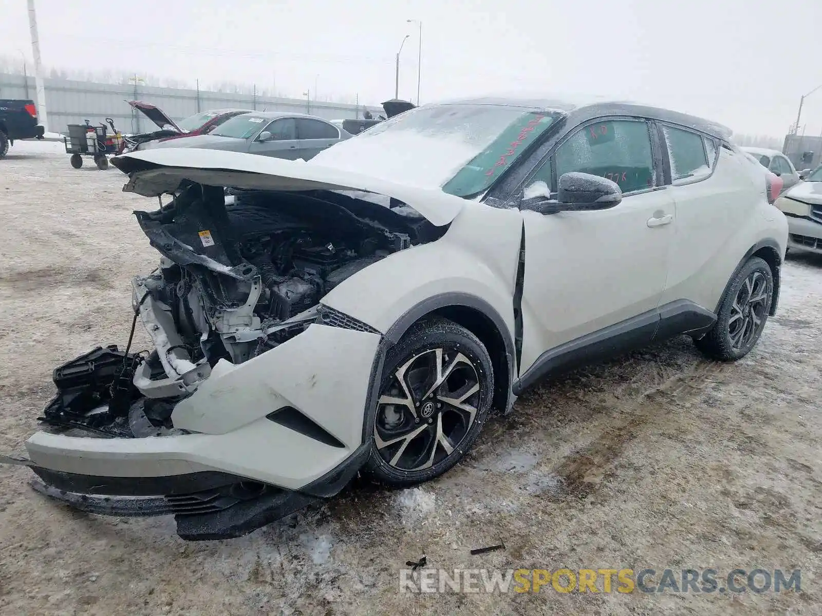 2 Фотография поврежденного автомобиля NMTKHMBX3KR078600 TOYOTA C-HR 2019