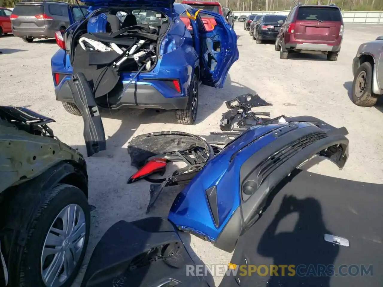 9 Photograph of a damaged car NMTKHMBX3KR080945 TOYOTA C-HR 2019