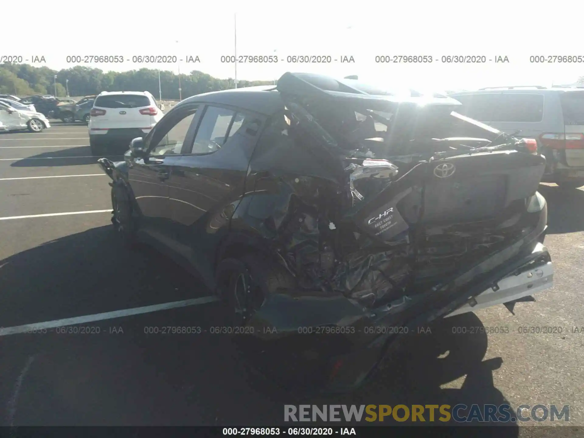 3 Photograph of a damaged car NMTKHMBX3KR082694 TOYOTA C-HR 2019