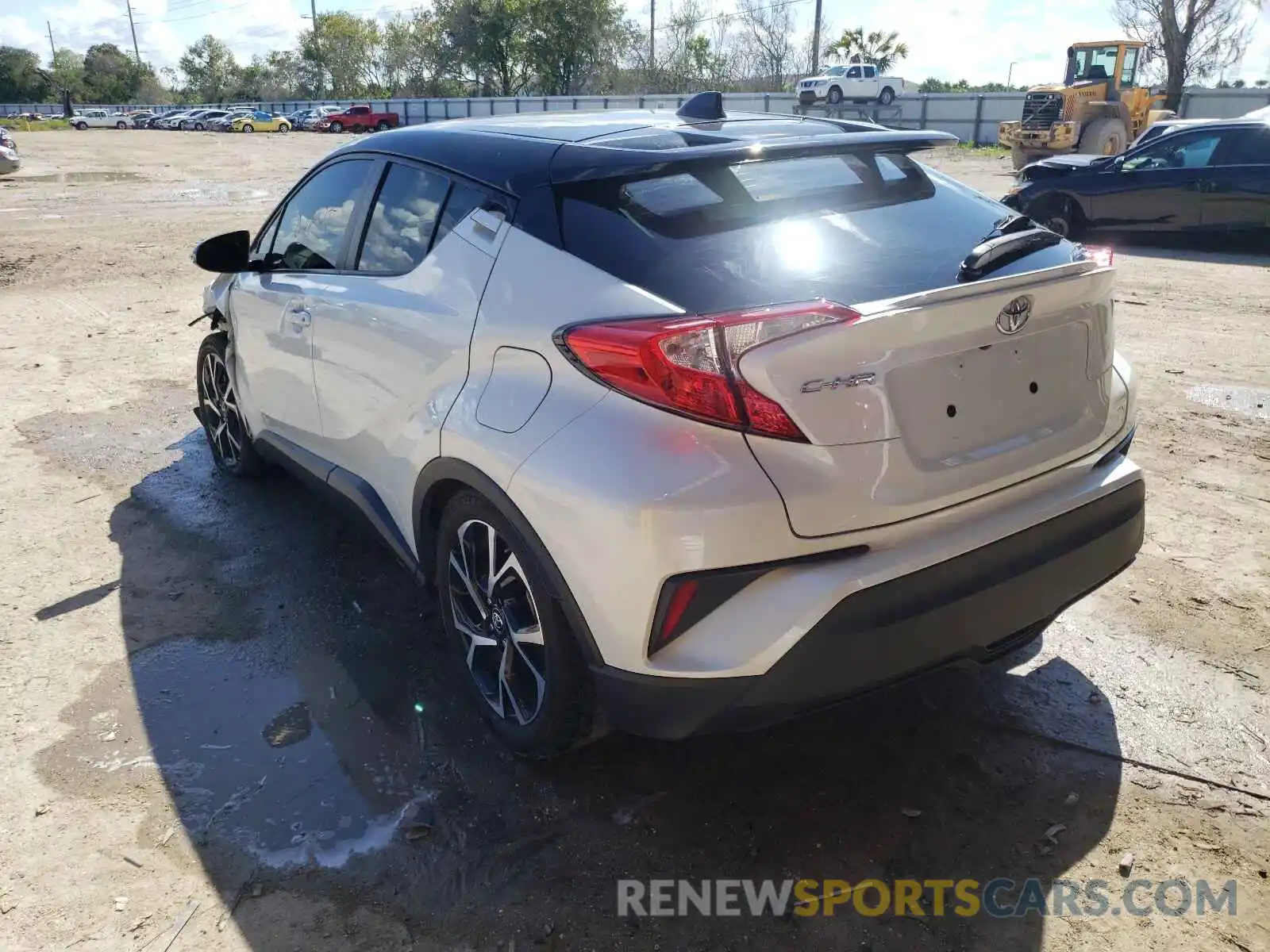 3 Photograph of a damaged car NMTKHMBX3KR084686 TOYOTA C-HR 2019