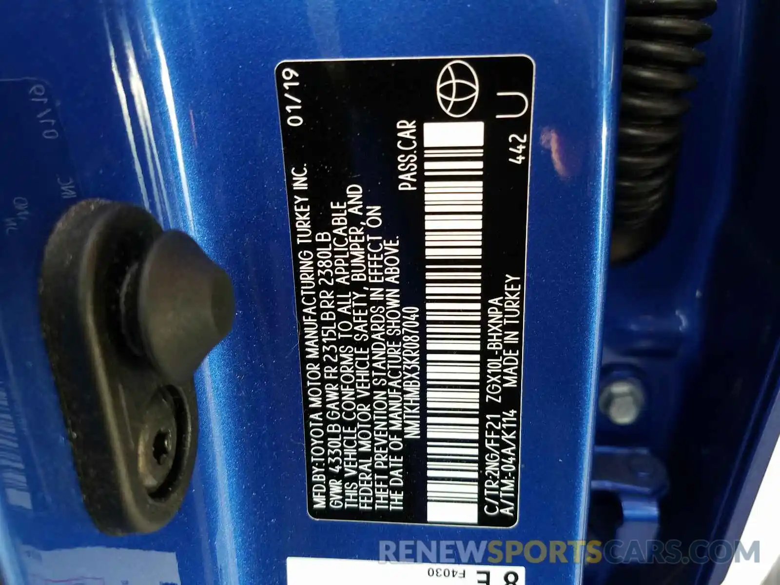 10 Фотография поврежденного автомобиля NMTKHMBX3KR087040 TOYOTA C-HR 2019