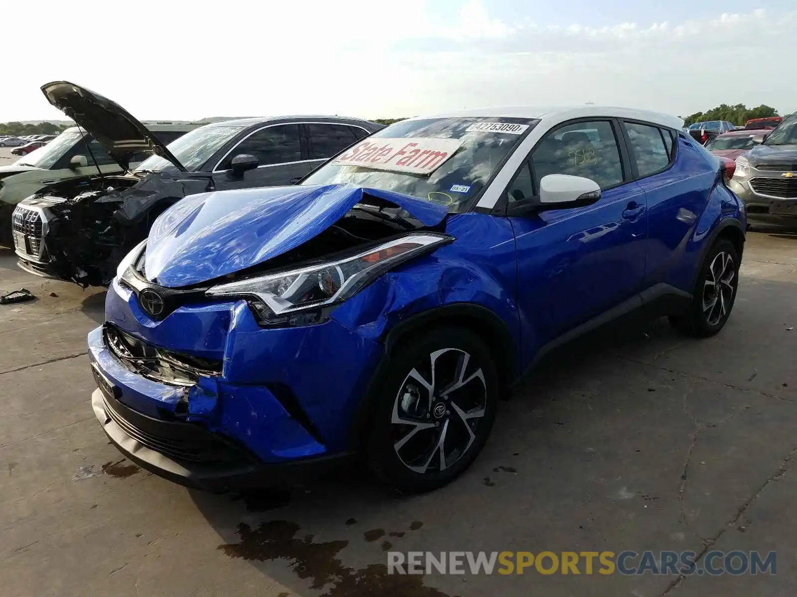 2 Photograph of a damaged car NMTKHMBX3KR087040 TOYOTA C-HR 2019