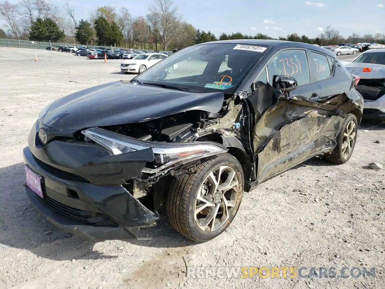 2 Фотография поврежденного автомобиля NMTKHMBX3KR088446 TOYOTA C-HR 2019