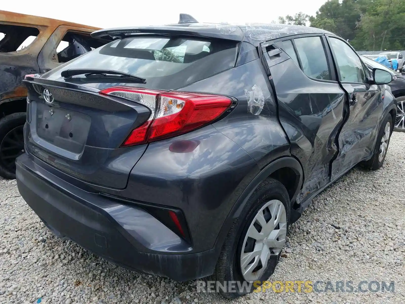 4 Photograph of a damaged car NMTKHMBX3KR090164 TOYOTA C-HR 2019