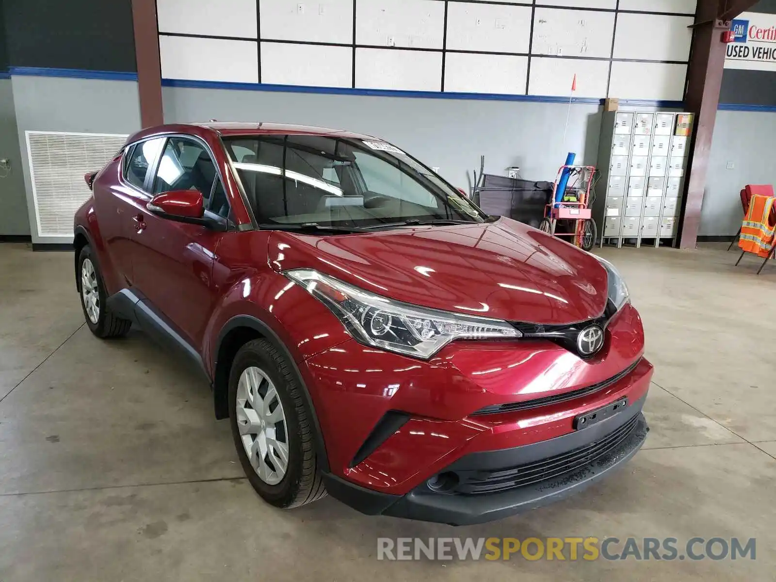 1 Photograph of a damaged car NMTKHMBX3KR090343 TOYOTA C-HR 2019