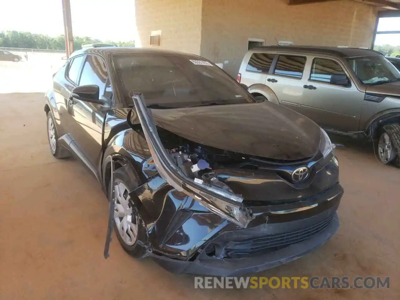 1 Photograph of a damaged car NMTKHMBX3KR097860 TOYOTA C-HR 2019