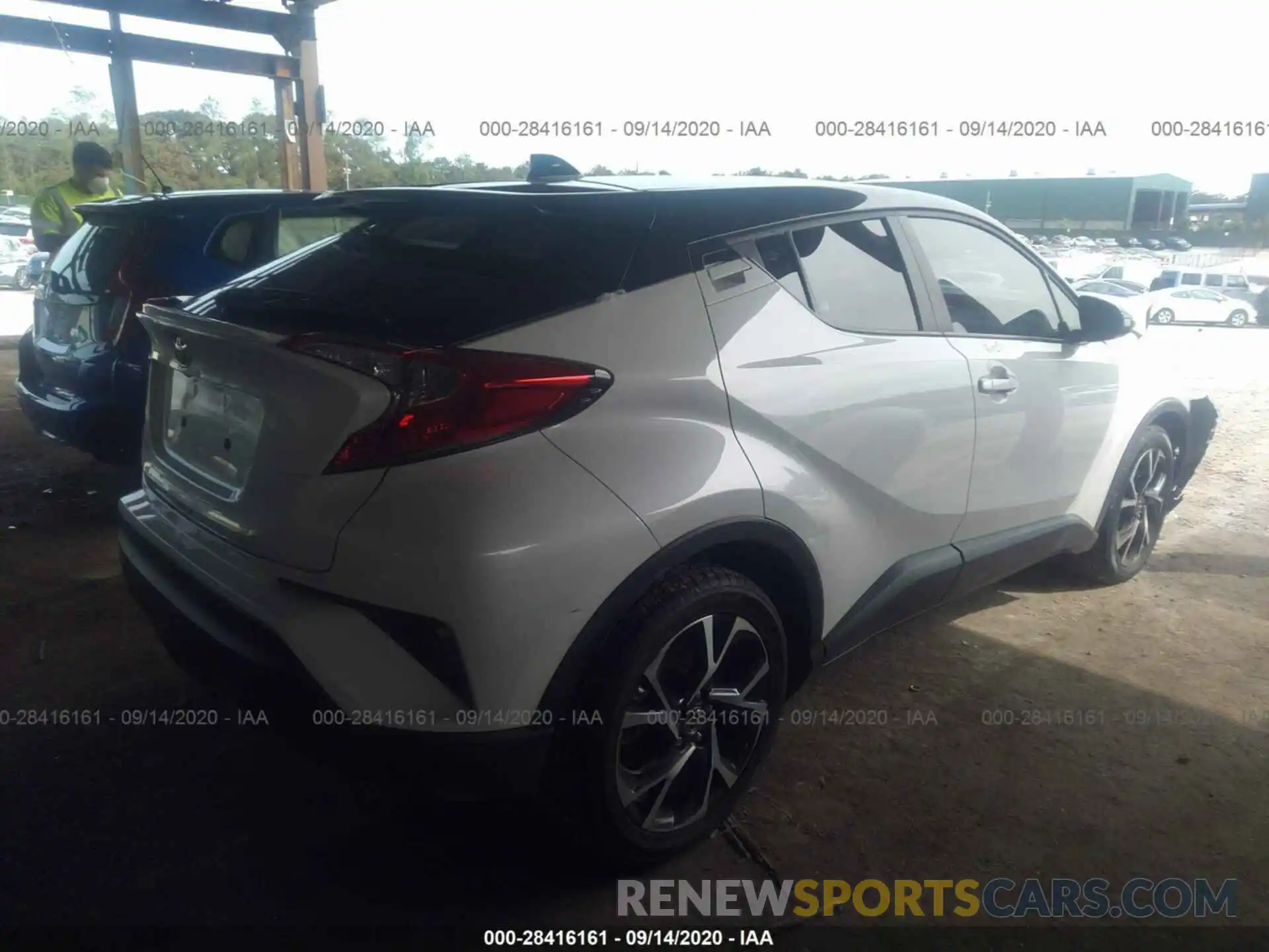 4 Фотография поврежденного автомобиля NMTKHMBX3KR100725 TOYOTA C-HR 2019