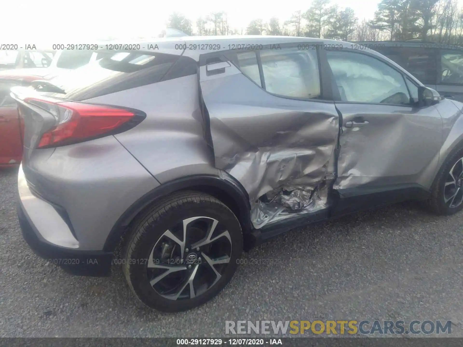 6 Photograph of a damaged car NMTKHMBX3KR101485 TOYOTA C-HR 2019